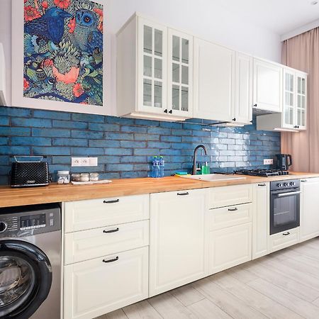 Bluebird Apt Old Town & Wawel Hill By Vistula River - By Homelike クラクフ エクステリア 写真